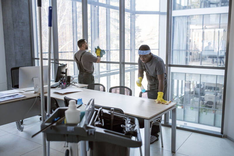 What is Commercial Cleaning and What Do They Do?