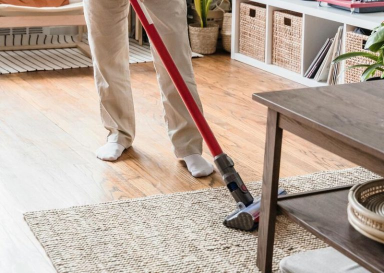 do you need to vacuum before carpet cleaning