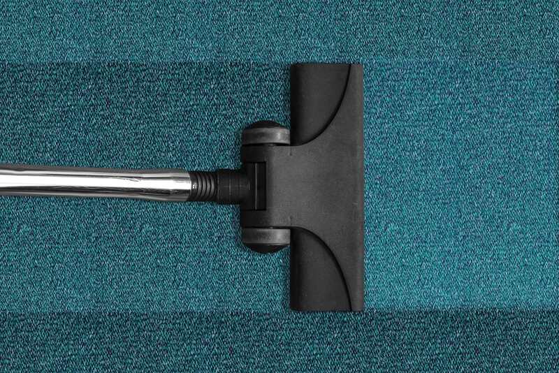 does steam cleaning carpet remove stains