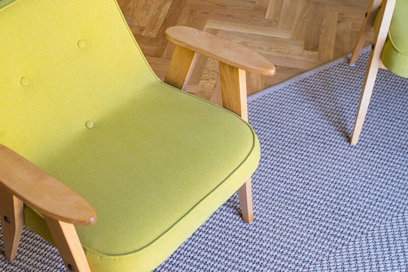 how to get furniture marks out of carpet