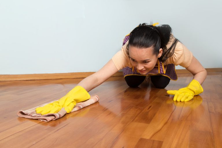 how to deep clean lvt flooring