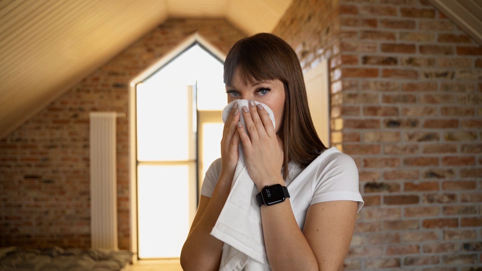 How to Get Rid of Damp Smell in Your House (Complete Guide)