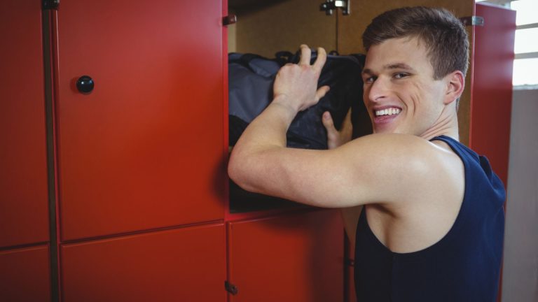 How to Clean a Gym Changing Room Properly